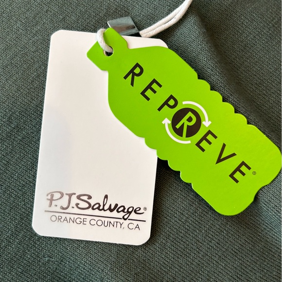 P.J SALVAGE RELOVED LOUNGE SHORT SLEEVE TOP - Picture 12 of 13